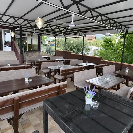 Alijansa Hotel